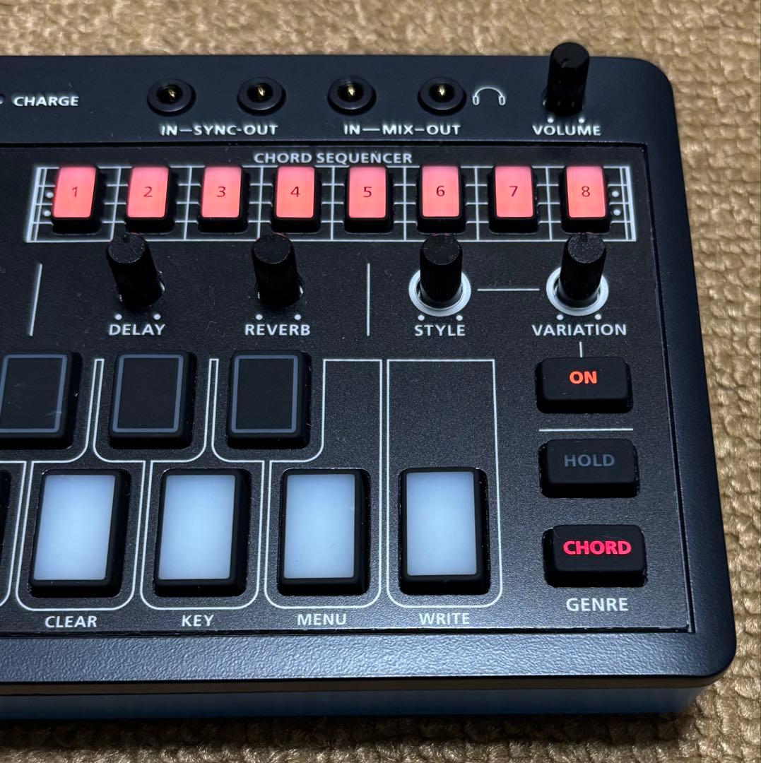 新品同様美品 Roland AIRA Compact J-6 専用ケース付き