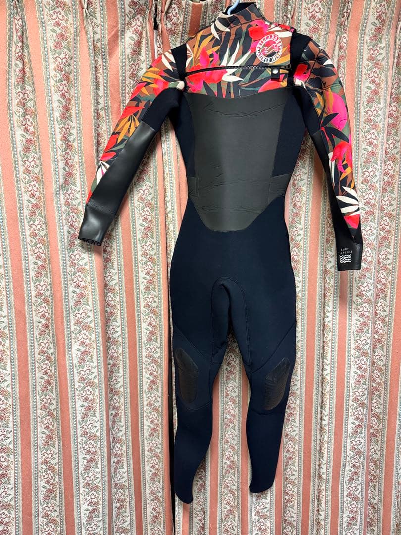 BILLABONG ウェットスーツ