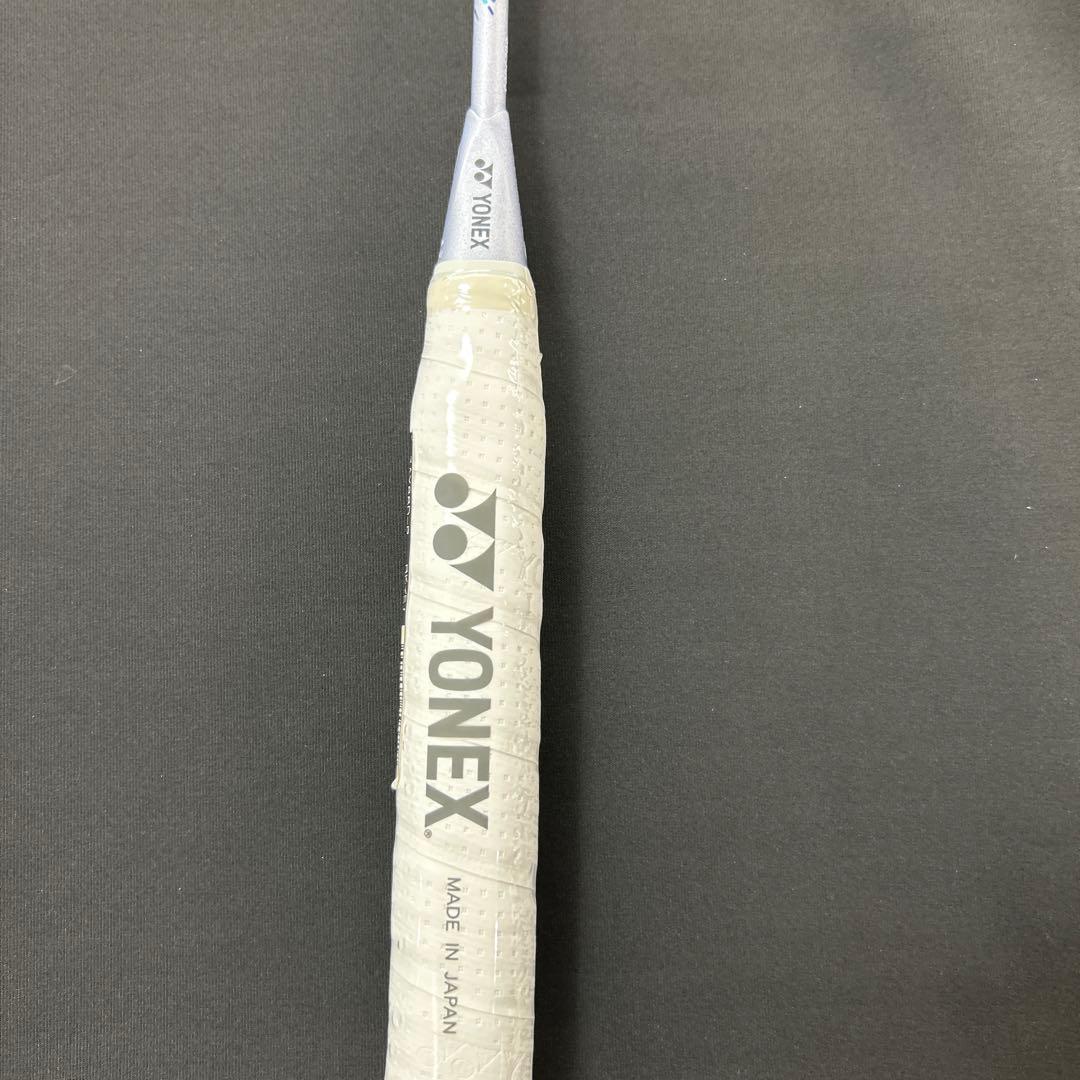 4ug6 アストロクス88Dプロ 新品未使用　ヨネックス　バドミントン　ラケット