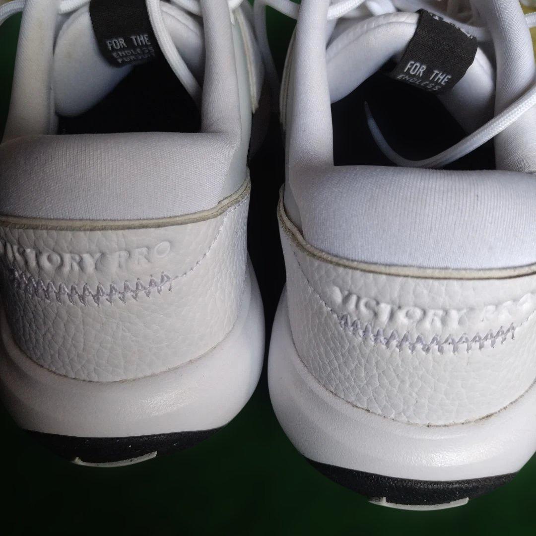 美品 Nike ゴルフシューズ ホワイト
