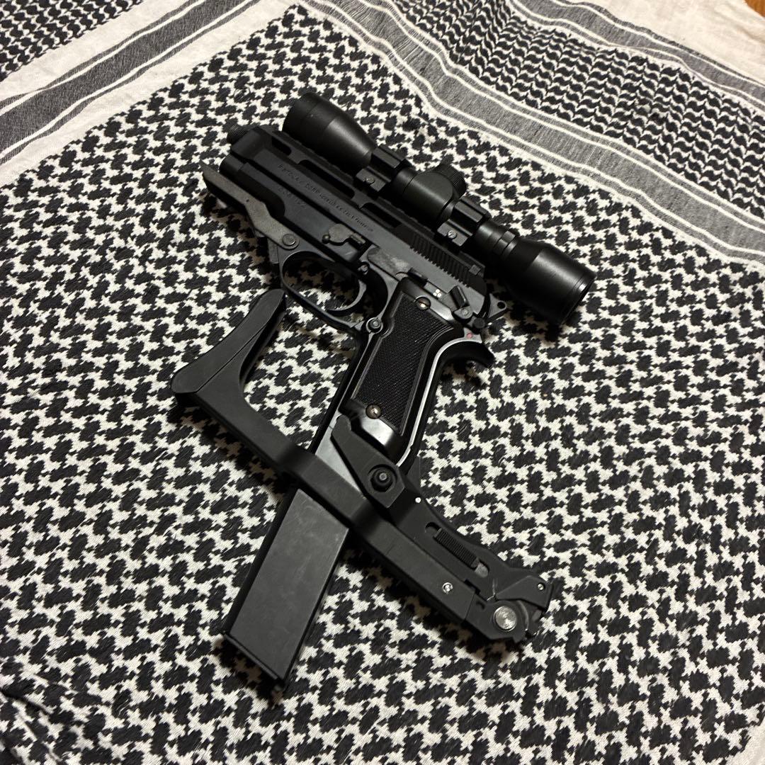 東京マルイM93R マウント　スコープ　フォールディングストック　ロングマガジン