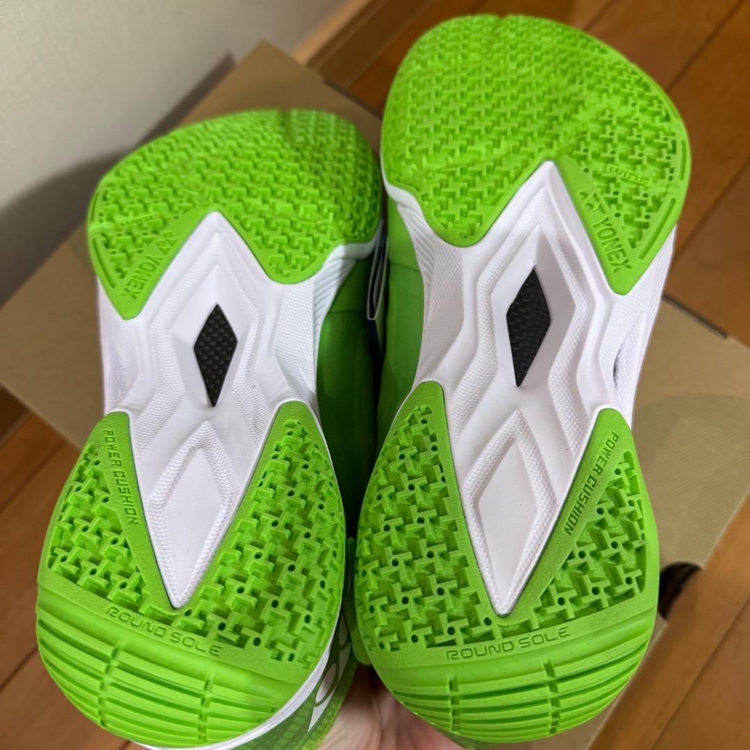 限定品　SHBAZ2WY YONEX ヨネックス 26.5cm バドミントン