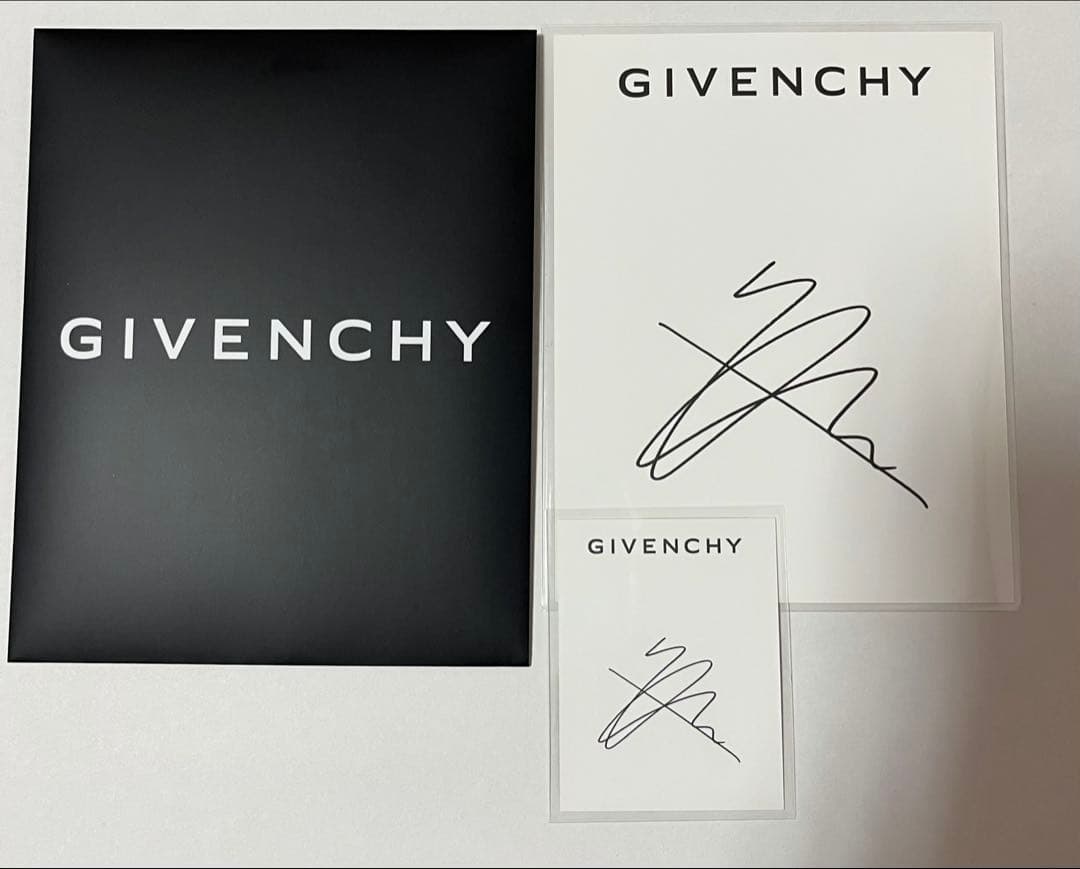 GIVENCHY ヒョンジン straykids Hyunjin韓国限定