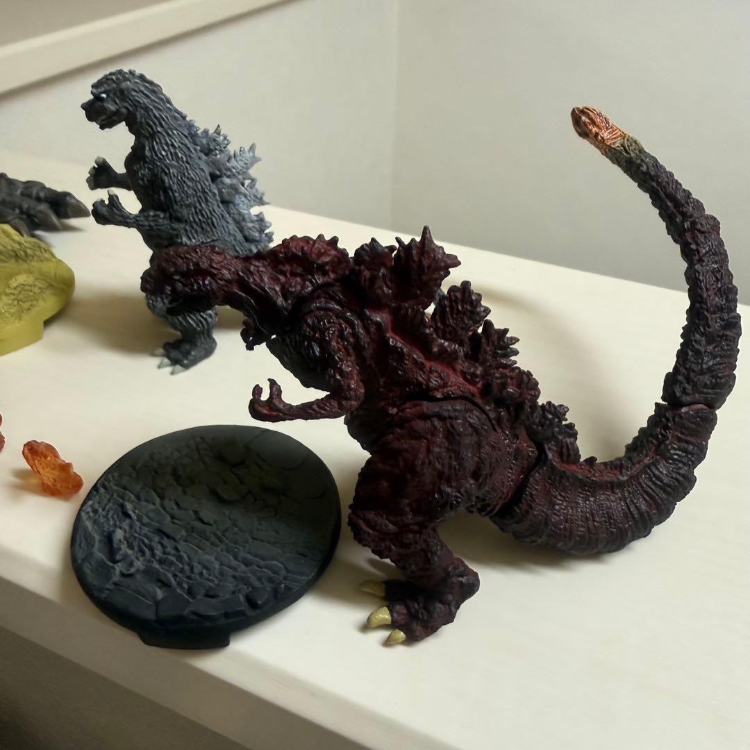 ゴジラフィギュアセット 大小 3体