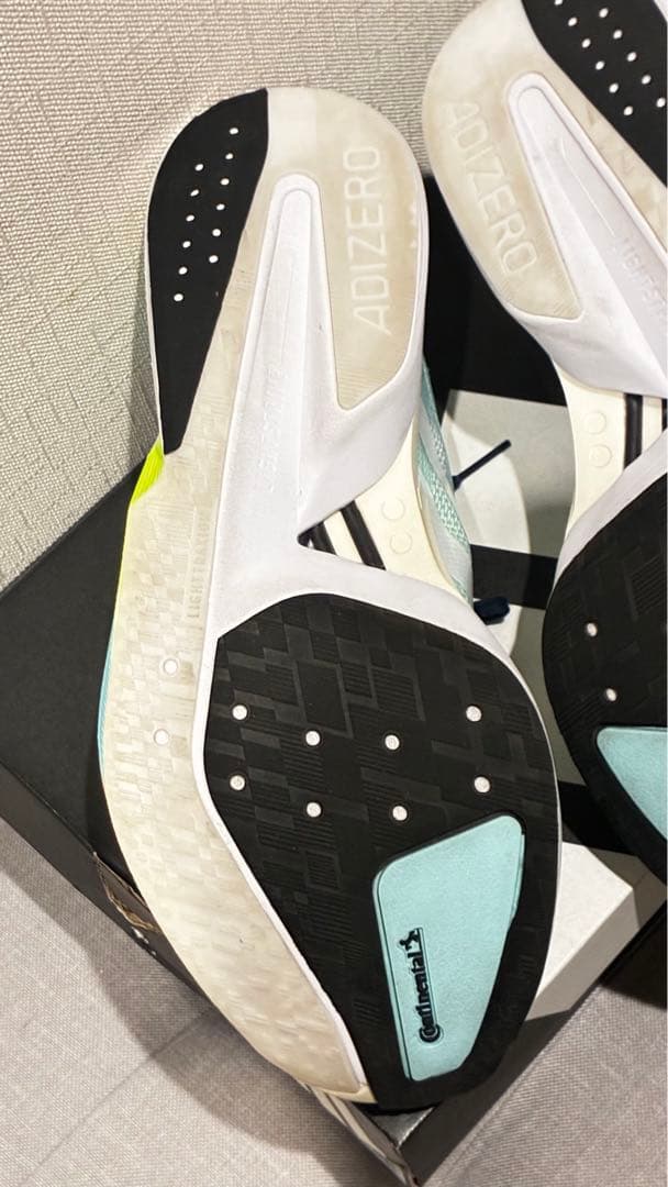 美品 15km使用 アディゼロ　ボストン13 【25.５cm】