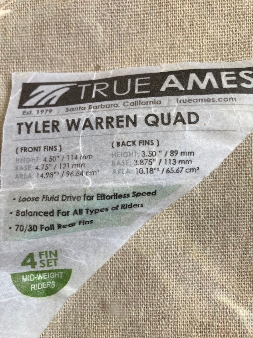 美品　TRUE AMES TYLER WARREN QUAD フィンセット