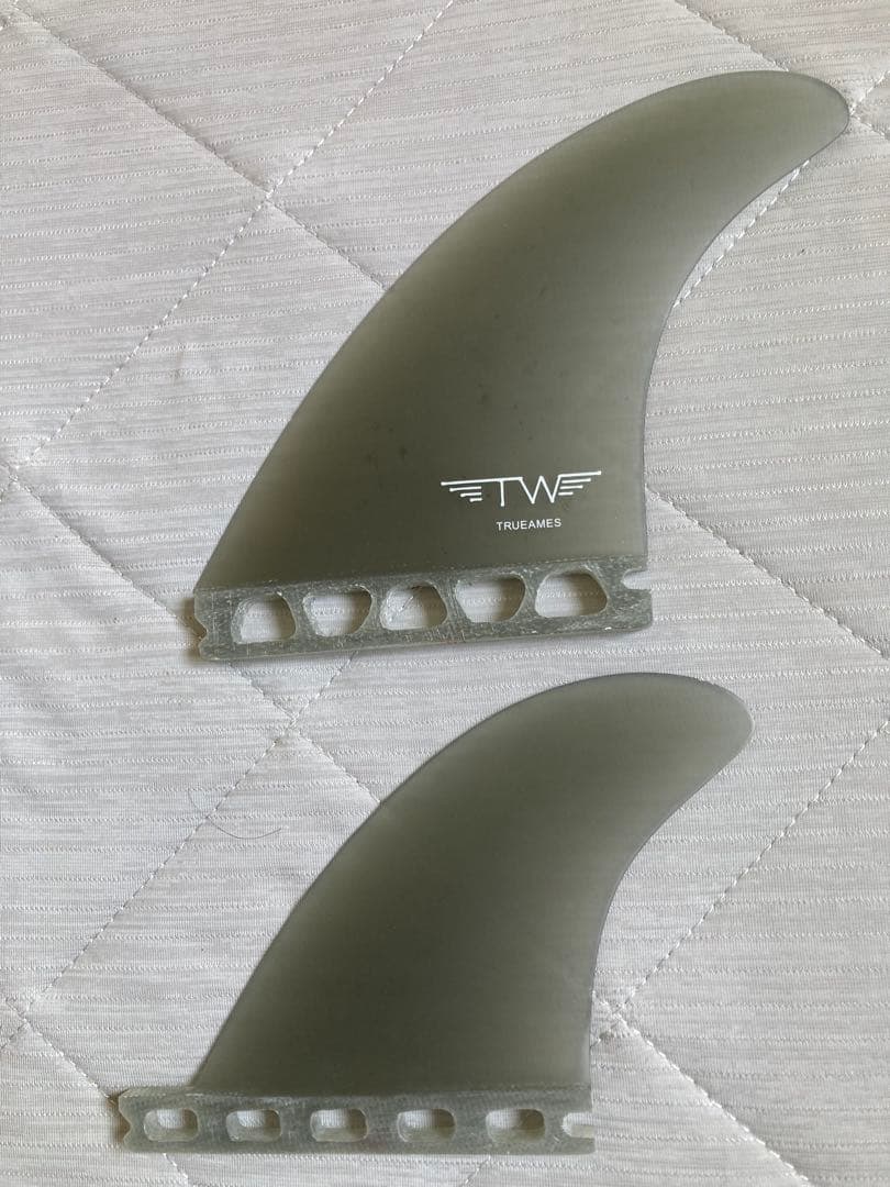 美品　TRUE AMES TYLER WARREN QUAD フィンセット