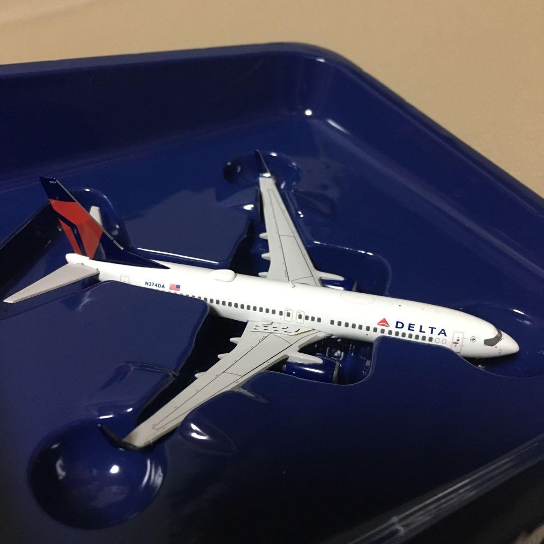 Delta Airlines Boeing 737-800 デルタ航空