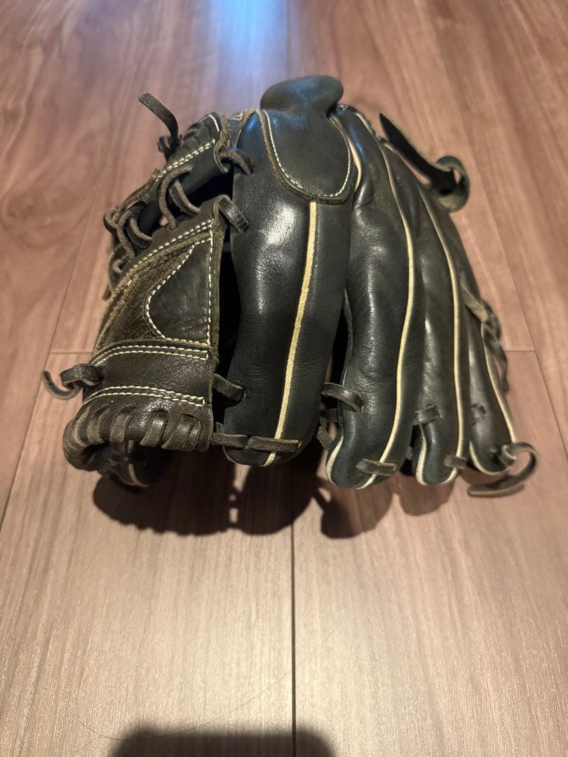大谷モデル　軟式グローブ 黒