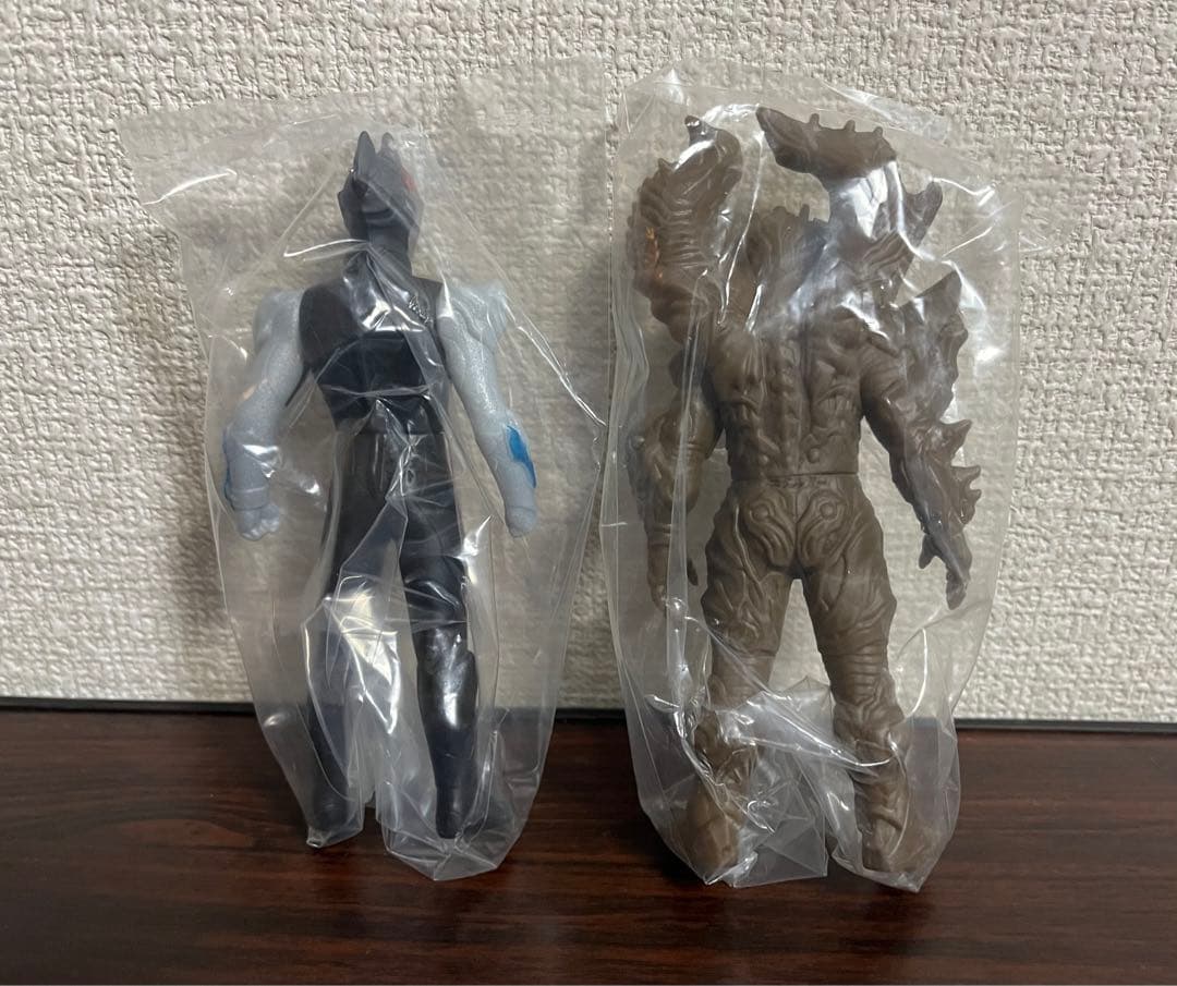 対決セット ウルトラマンギンガビクトリー エタルガー 食玩 フィギュア ソフビ