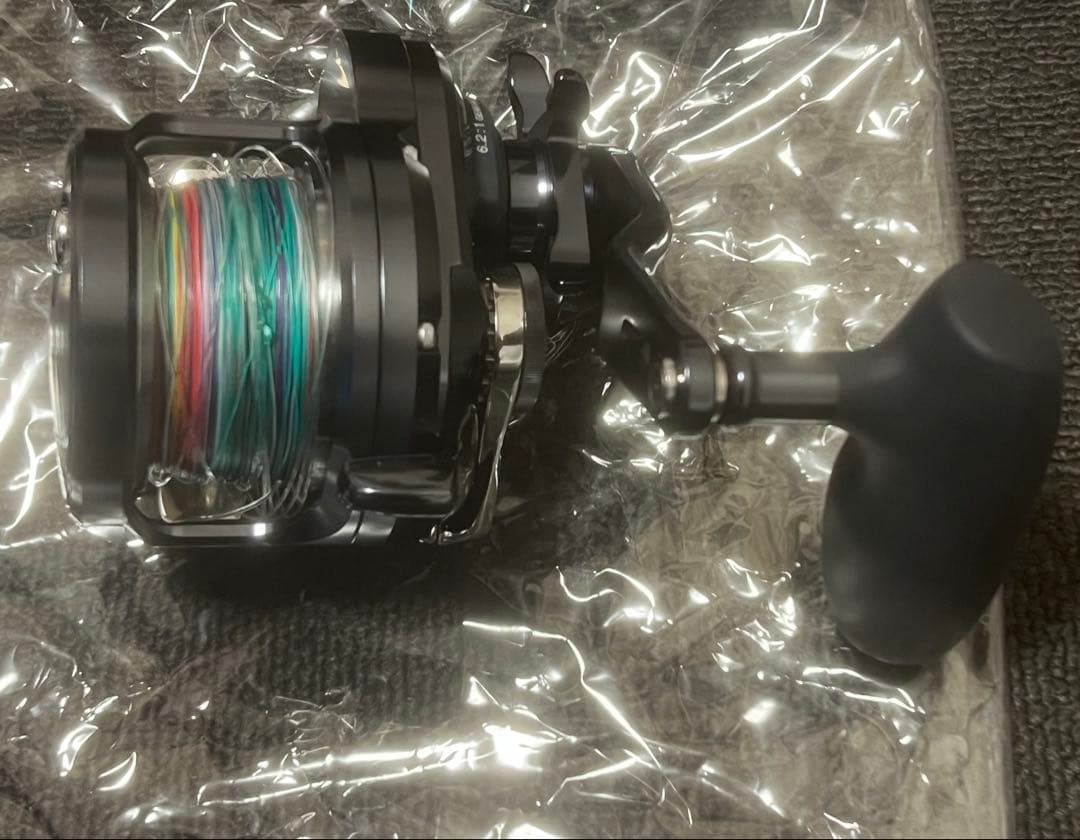シマノ オシアジガー　　Fカスタム　2000NRHG 新品未使用