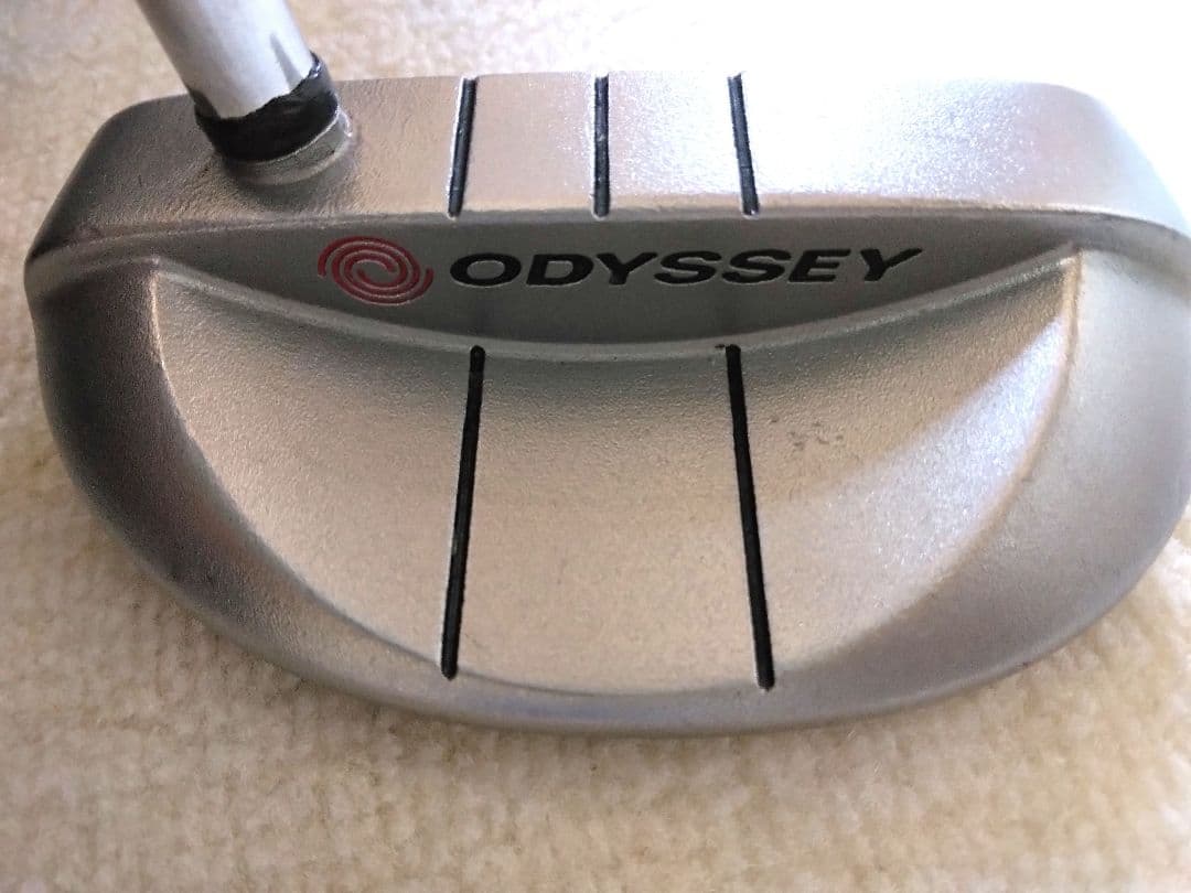 Odyssey White Hot Rossie パター