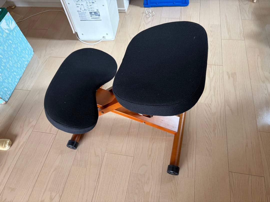 お*な様 宮武製作所 プロポーションチェア 姿勢矯正 バランスチェア　ブラック