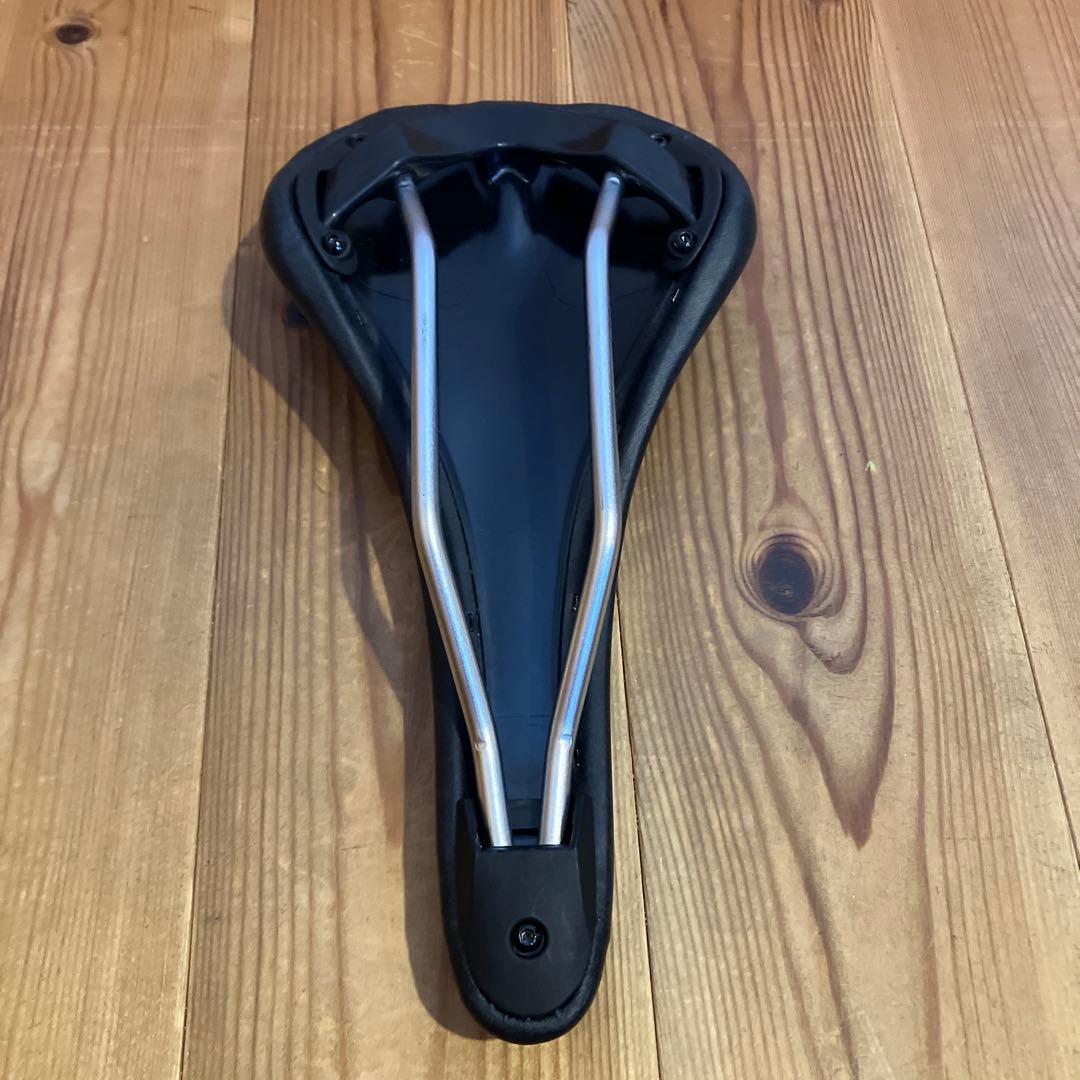 RITCHEY リッチー　CLASSIC サドル V2