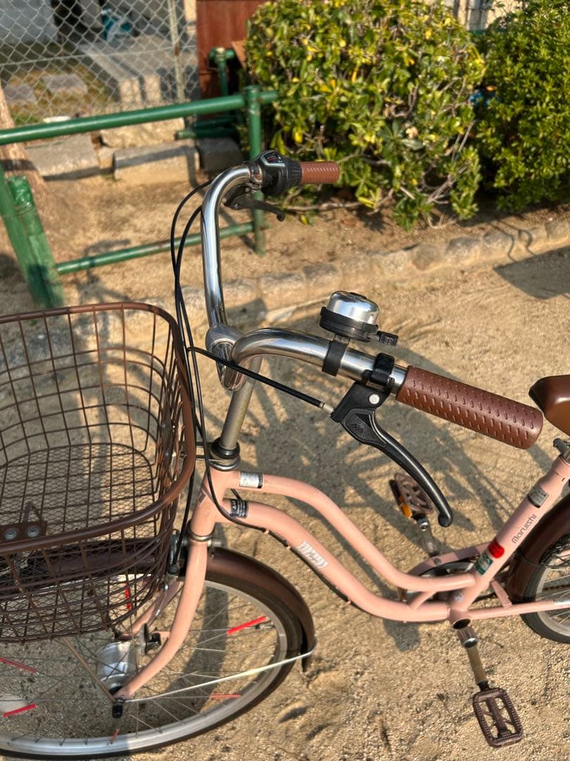 [兵庫県引取り限定]24インチ サーモンピンク自転車 オートライト 6段変速付き