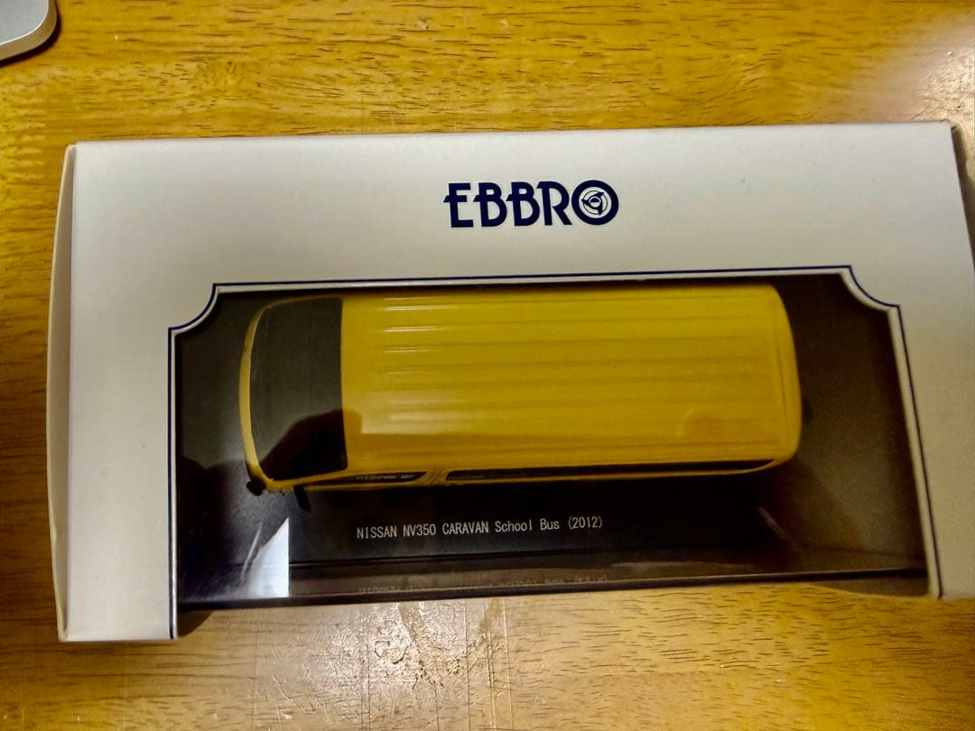 EBBRO ニッサンキャラバン路線バス1/43
