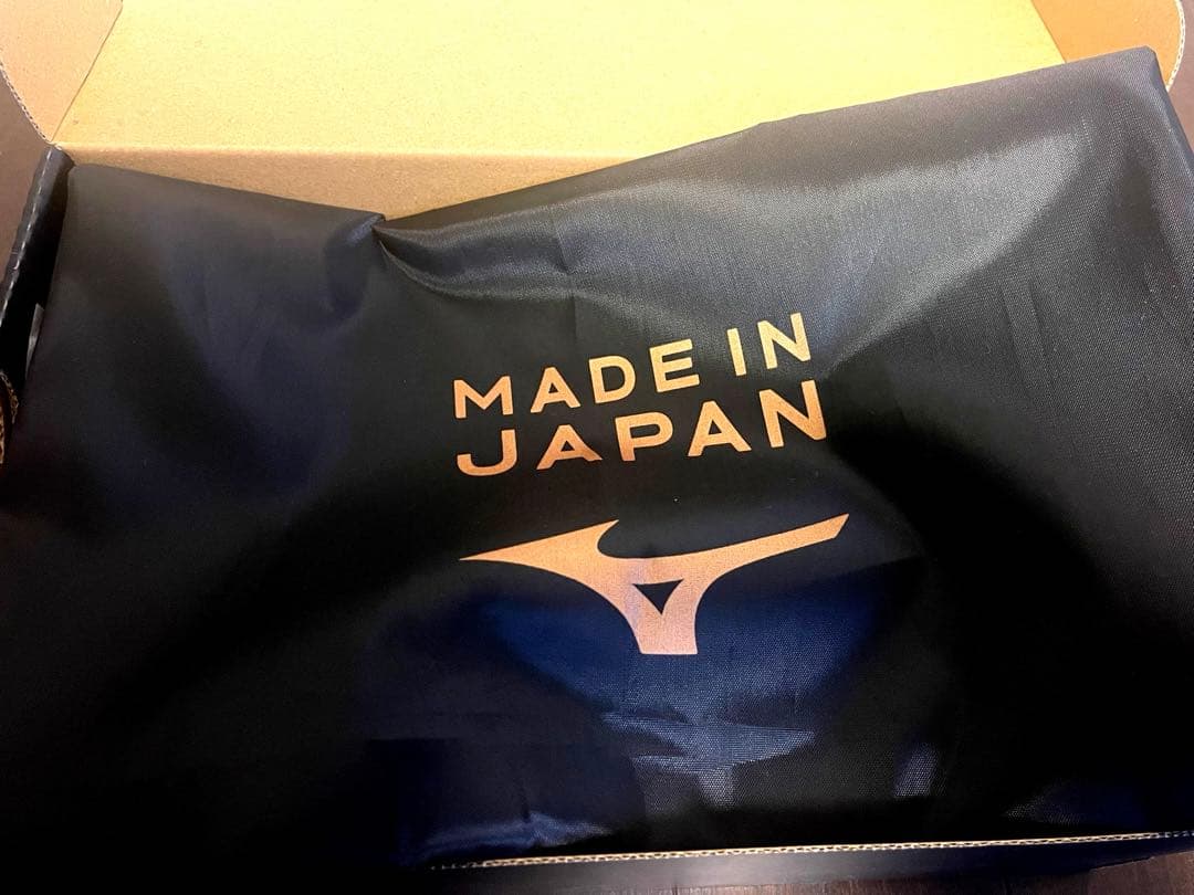 【美品】Mizuno Morelia Neo4β サッカーシューズ シルバー