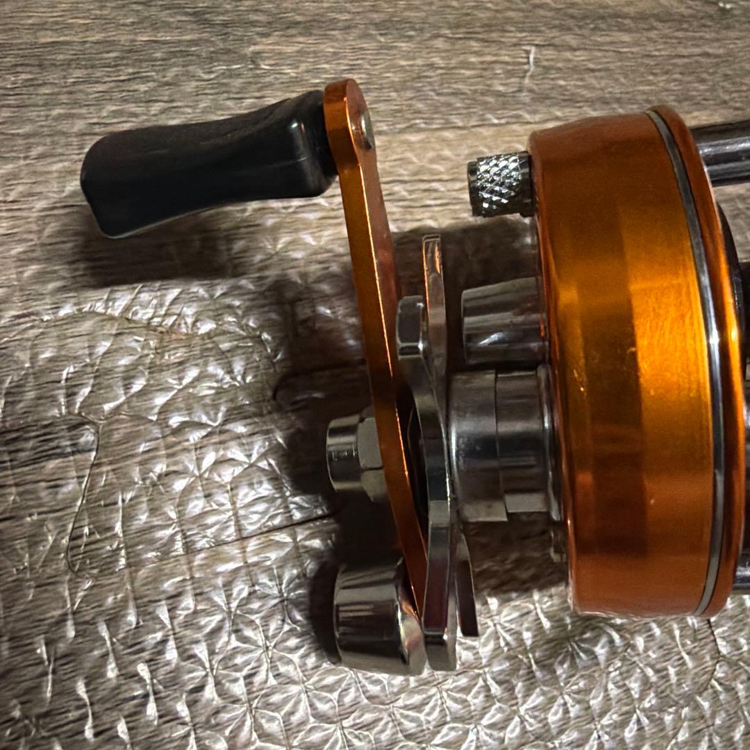 ABUアンバサダー1500cサンセットオレンジ　復刻モデル