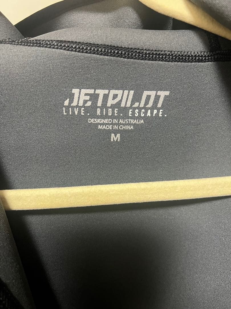 JETPILOT フード付きウェットスーツ Mサイズ ブラック