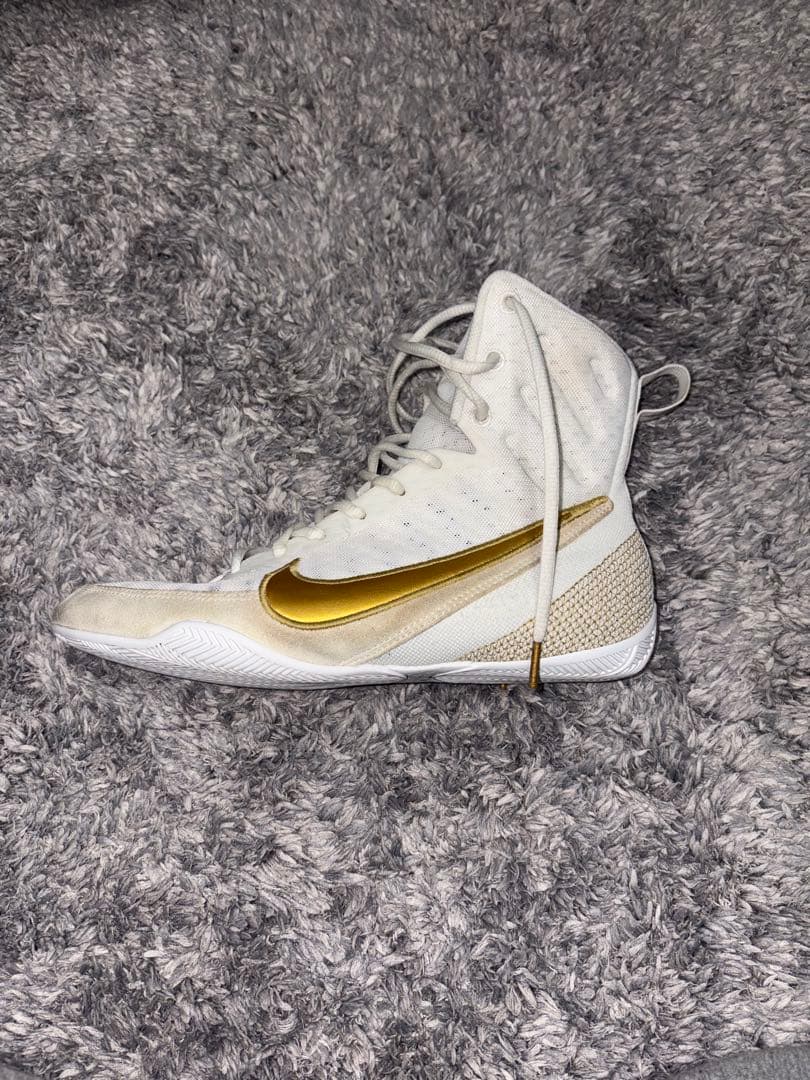 NIKE マチョマイ3【26㎝】　ボクシング シューズ　ホワイト/ゴールド