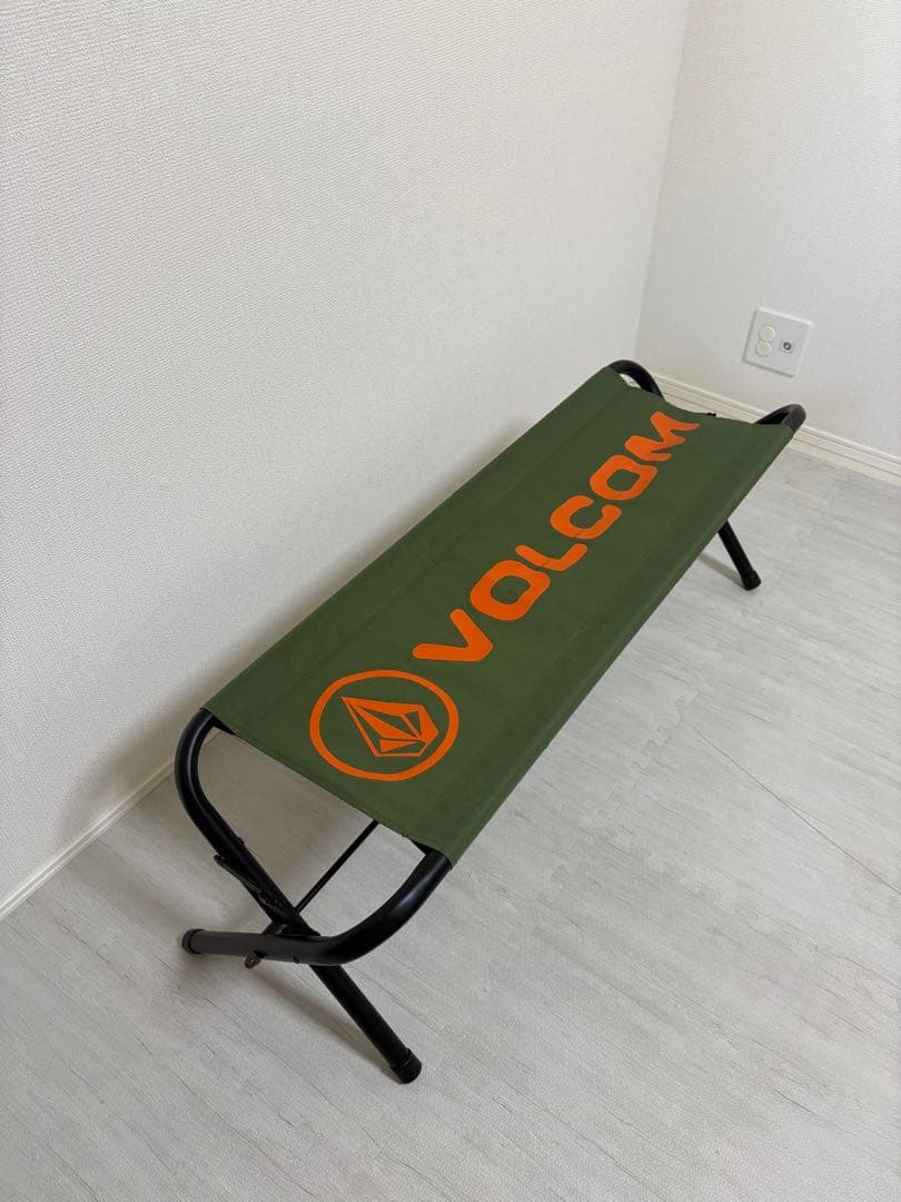 VOLCOM 折りたたみベンチ オリーブグリーン