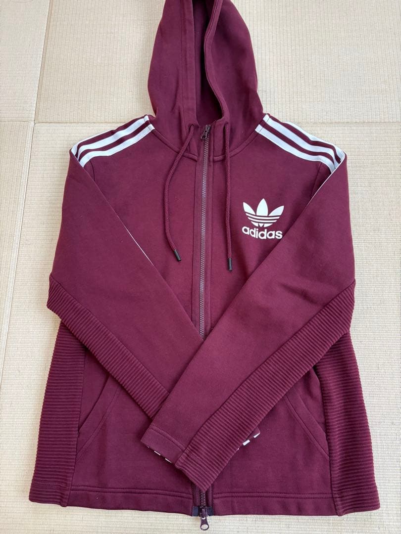 adidas バーガンディ フード付きジャケット ダブルジップ可