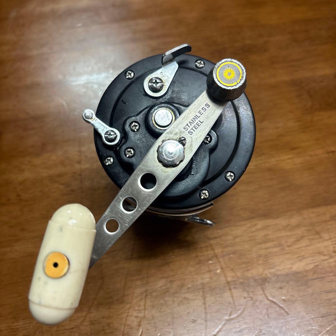 Dynamic 700S 両軸リール ステンレススチール DAIWA