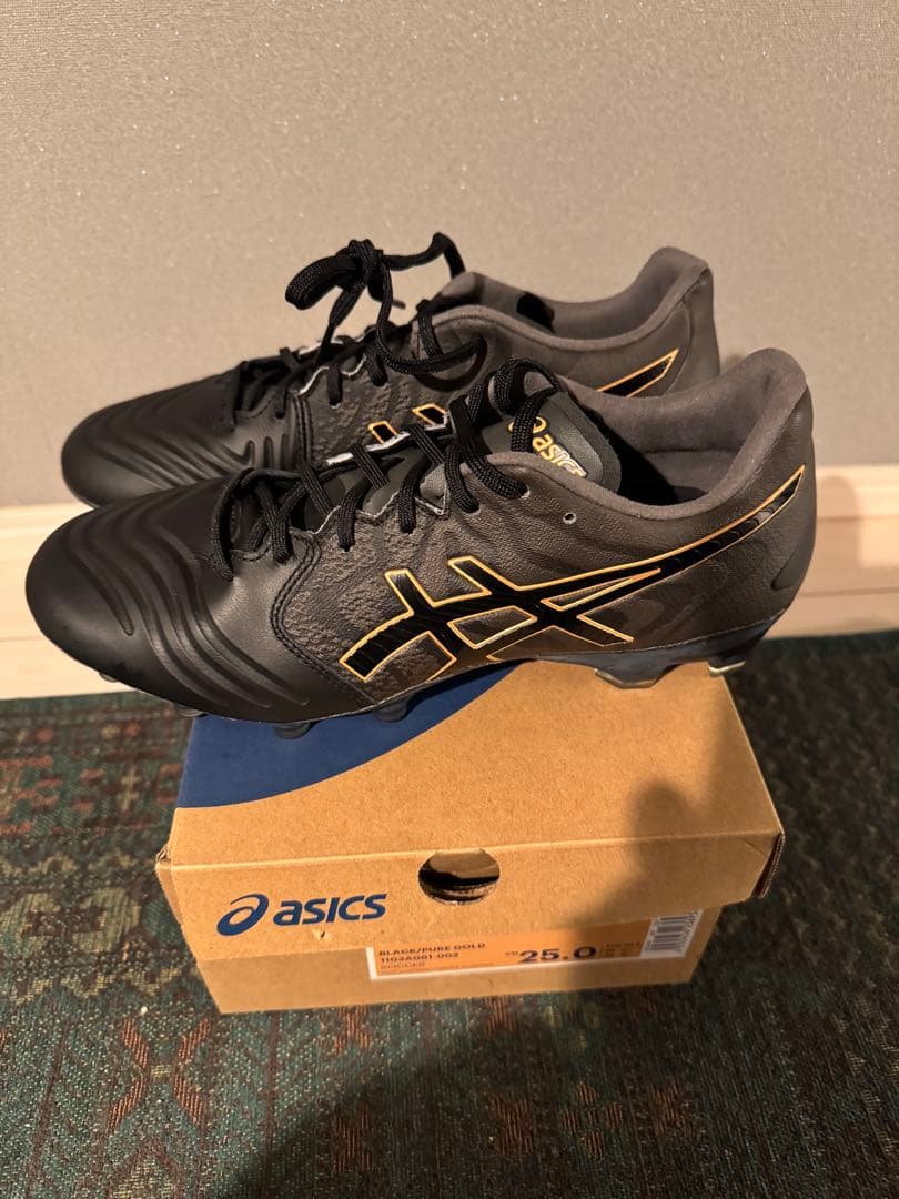 ASICS ウルトレッツァULTREZZA2 25.0cm サッカースパイク