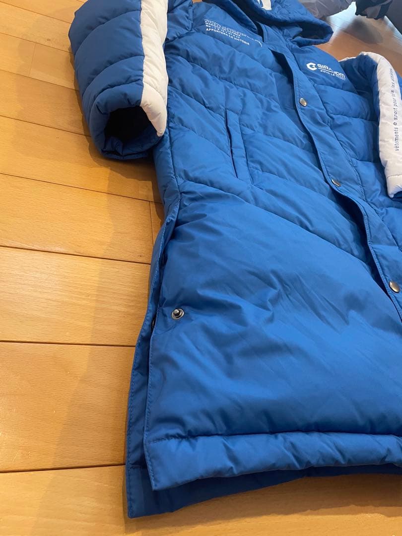 【美品】GIRAUDM ベンチコート 青　フードロゴ入り　140サイズ