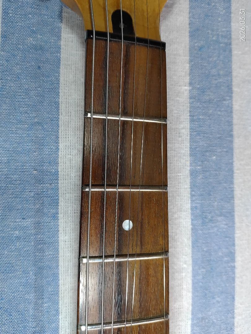 YAMAHAの1990年代後半のストラトタイプのEG-112遊べる半ジャンクです