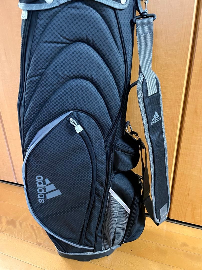 アディダス ゴルフ キャディバッグ 軽量 9型 ブラック フード付 adidas