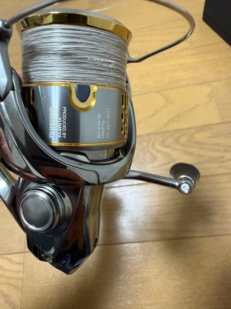 18ステラ　2500SHG スピニングリール　替えスプール付