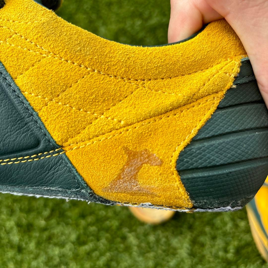 希少　NIKE ティエンポロナウジーニョ　フットサルシューズ　27.5cm