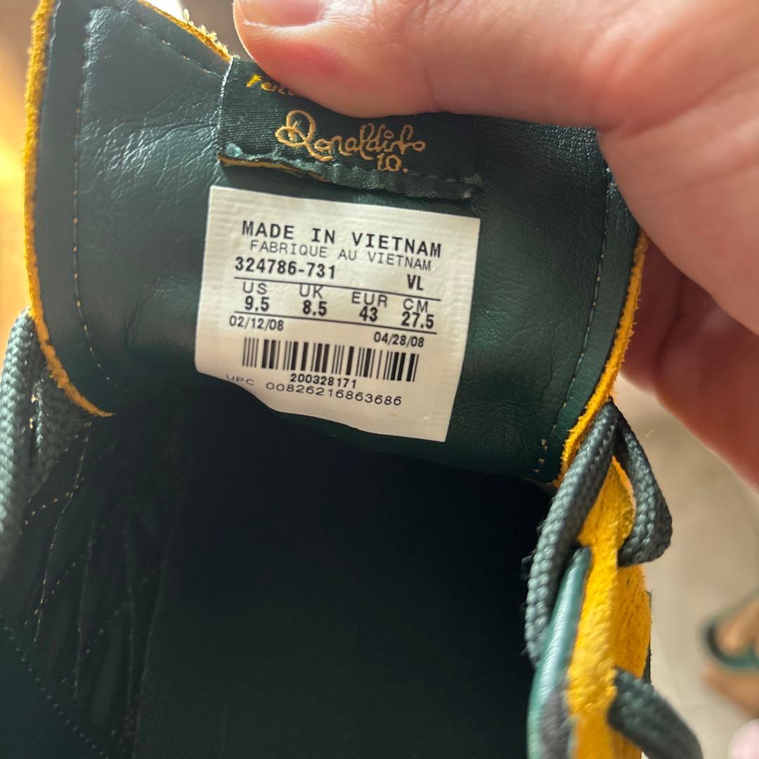 希少　NIKE ティエンポロナウジーニョ　フットサルシューズ　27.5cm
