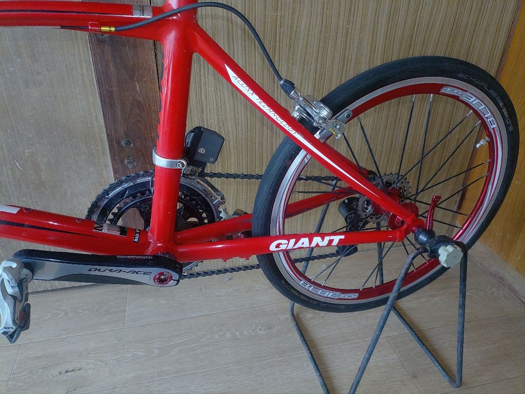 GIANT IDIOM 　フルカスタム　アルテグラdi2 　直接引き取りのみ