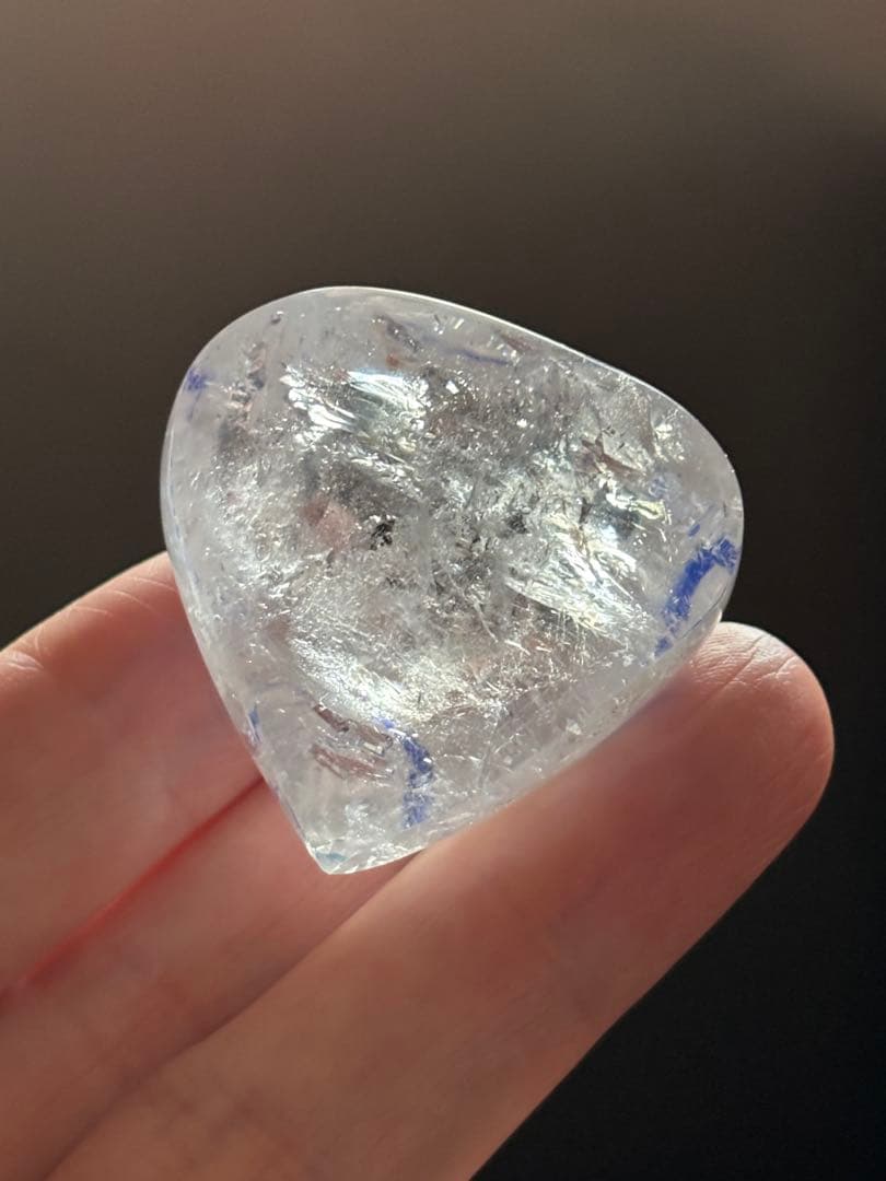 水入り水晶　流砂入り水晶　エレスチャル　43g エンハイドロ　ハート型