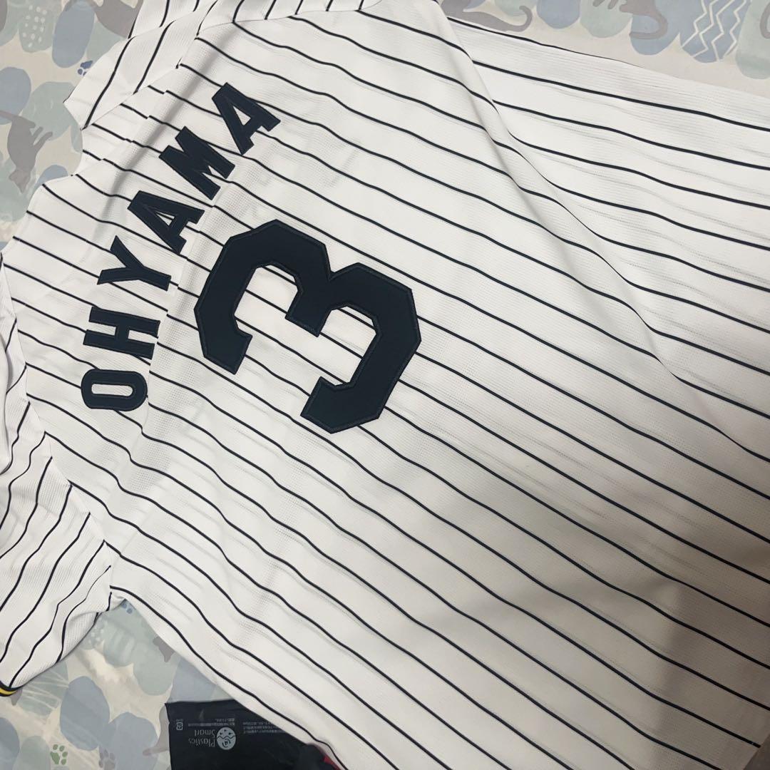 阪神タイガース　ユニフォーム　大山悠輔　Lサイズ マルチクッション 90周年
