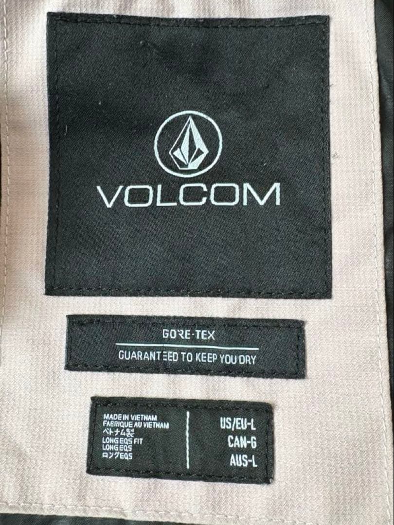 お値下VOLCOM GORE-TEXスノボウェア上下セット(M・L)豹柄ライナー