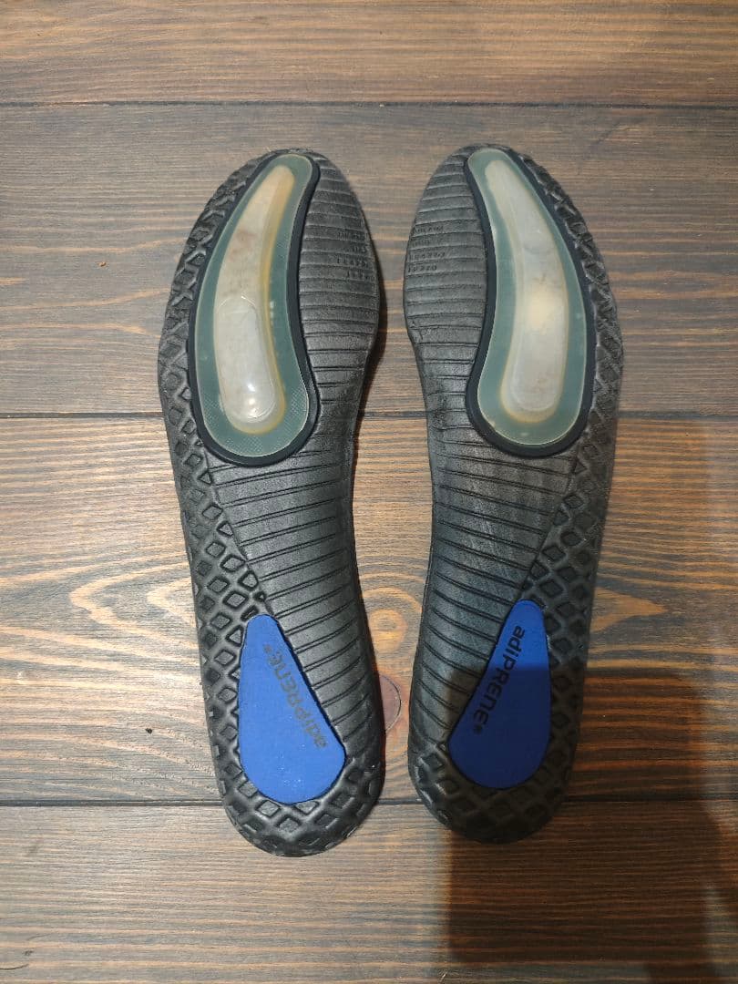 adidas　プレデターパワースワーブ　26.0サッカーシューズ 黒/赤 FG