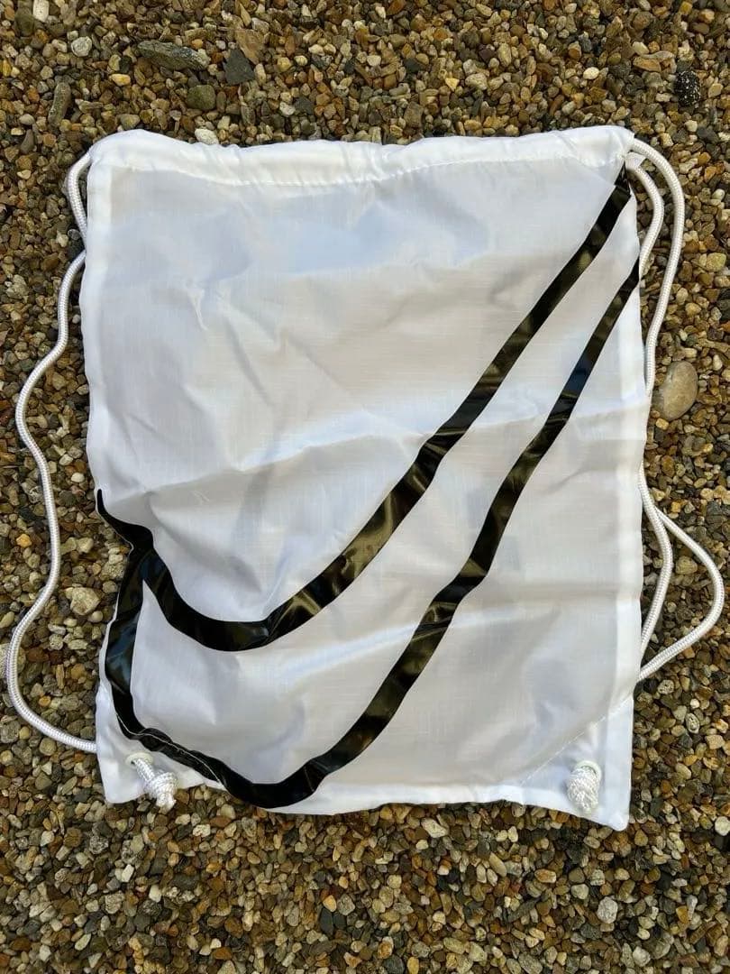 新品未使用★NIKE アルファーフライ NEXT%★27.0cm