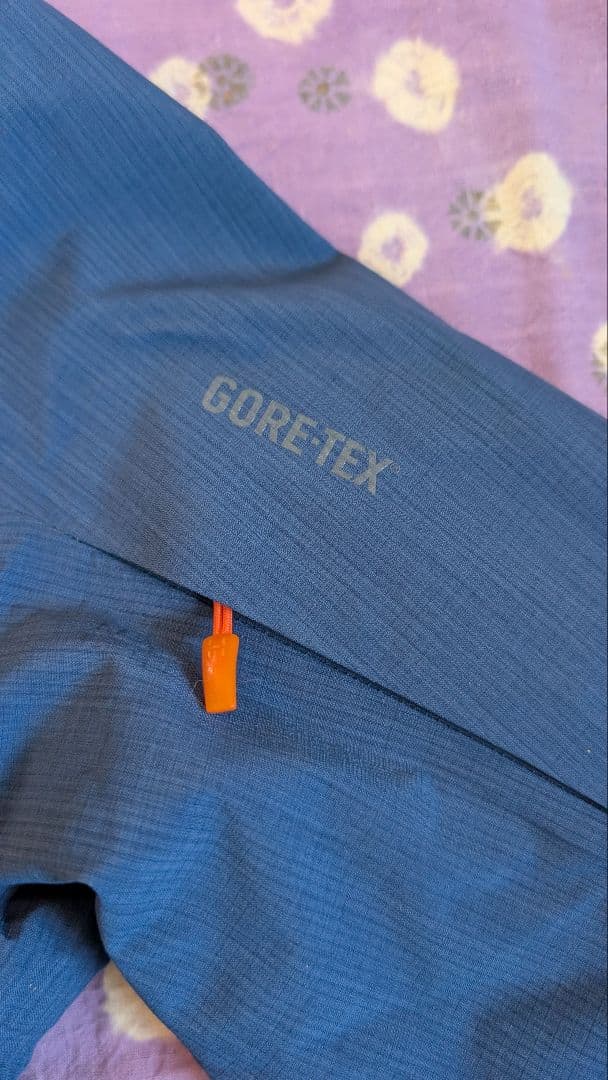 美品 HAGLOFS SKADE PARKA WOMEN GORE-TEX