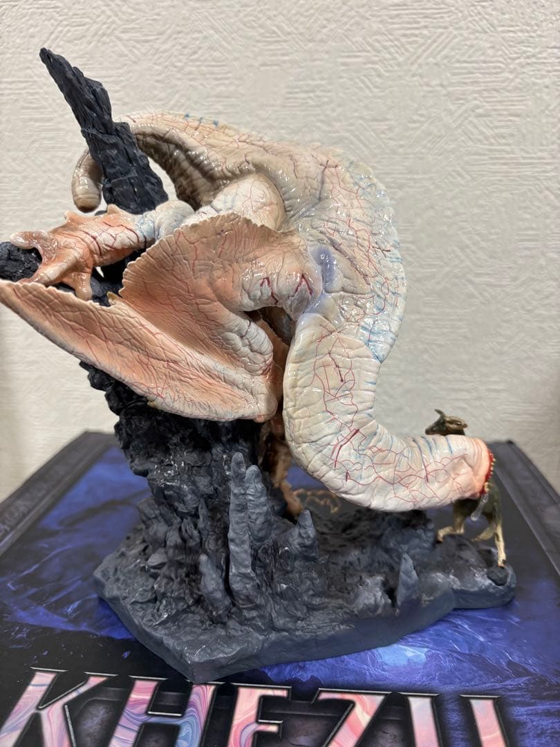 モンスターハンター クリエイターズモデル 奇怪竜 フルフル フィギュア