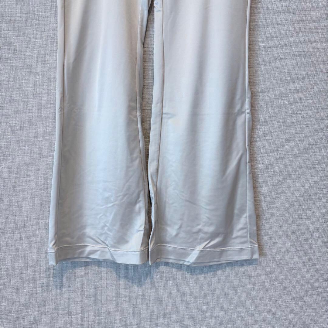✨新品✨ ブルームス 13 フレアパンツ ウェア ストレッチ 美脚 スポーツ