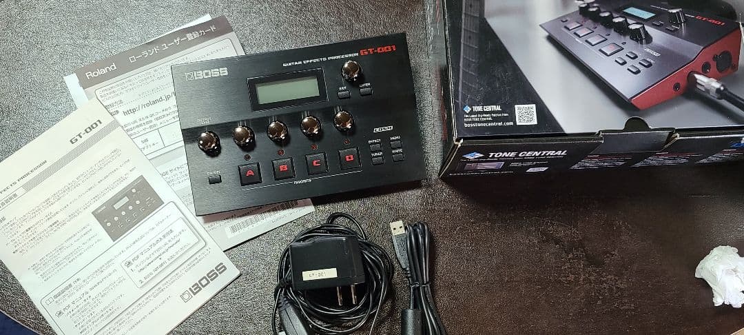 BOSS GT-001ギターマルチ オーディオインターフェース ファンタム電源