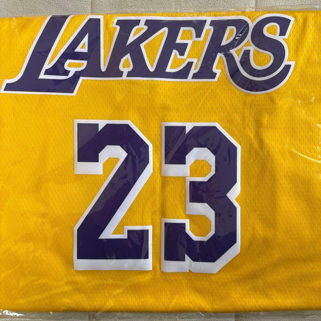 【未開封新品タグ付き】Nike LeBronJames No.23 Lakers