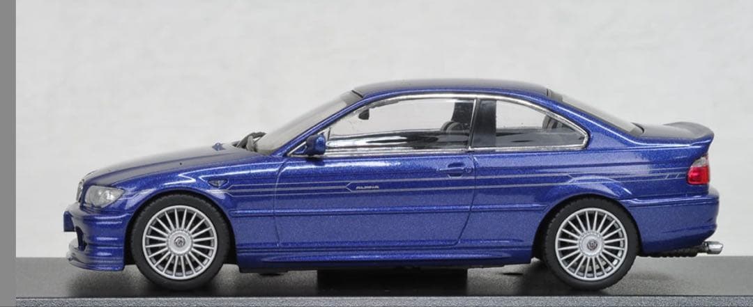 アルピナB3S1/43スケール ミニカーアルピナブルー