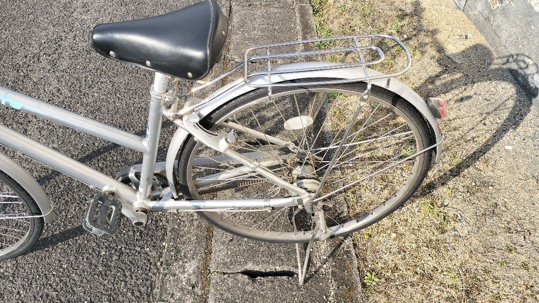 【引き取り限定　岡山県】ブリジストン自転車エアルト　２７インチ