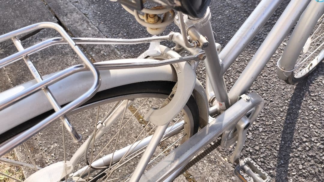 【引き取り限定　岡山県】ブリジストン自転車エアルト　２７インチ