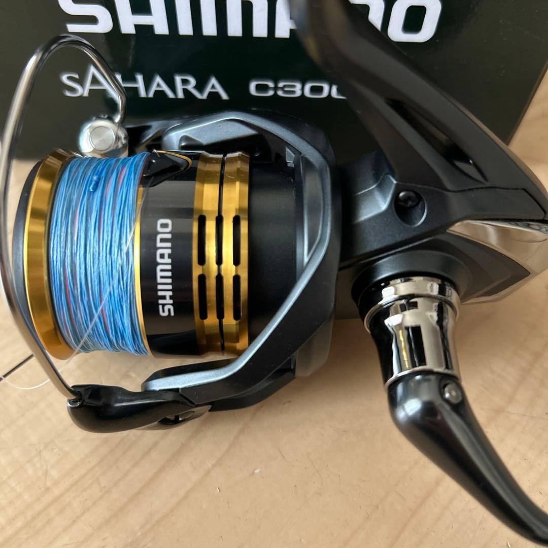 SHIMANO シマノ スピニングリール　22サハラC3000HG美品