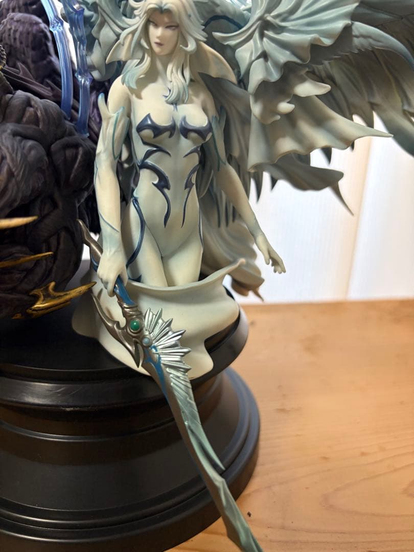 FINAL FANTASY 14 ゾディアーク、ハイデリン フィギュア